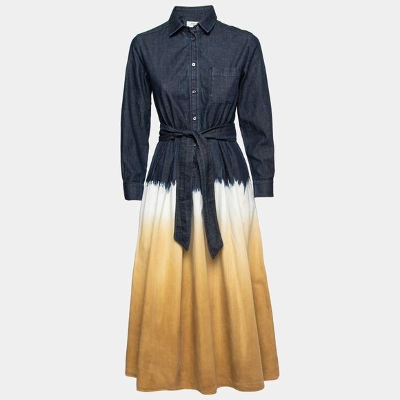MaxMara Dresses & Skirts - Weekend Max Mara
Weekend Max Mara Blue Dip-Dyed Denim Size 6